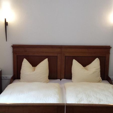 Fachwerk-Hotel Eisenbart Hannoversch Münden Kamer foto