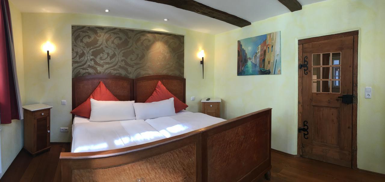 Fachwerk-Hotel Eisenbart Hannoversch Münden Buitenkant foto