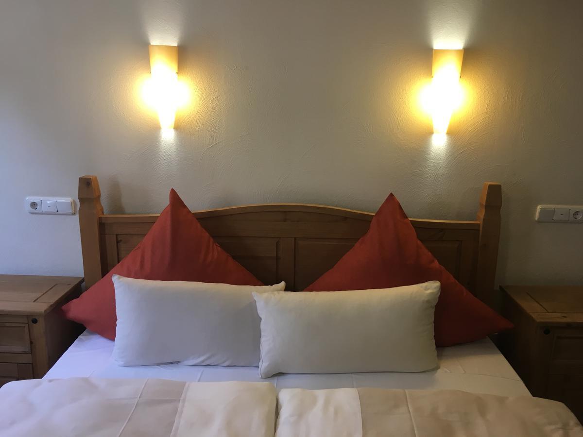Fachwerk-Hotel Eisenbart Hannoversch Münden Buitenkant foto