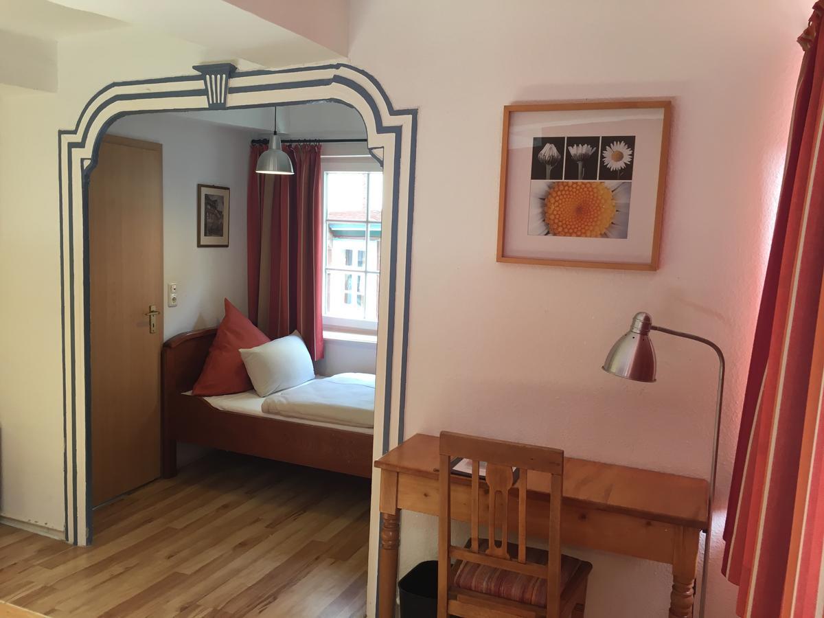 Fachwerk-Hotel Eisenbart Hannoversch Münden Buitenkant foto